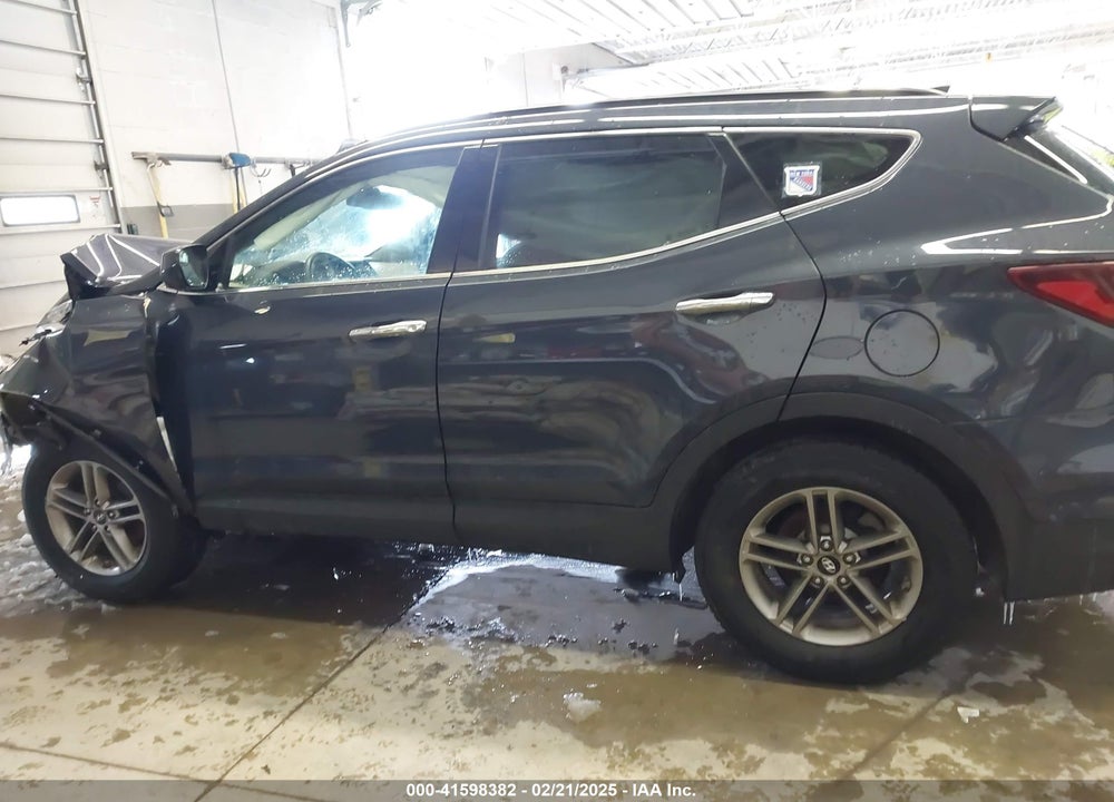 2017 HYUNDAI SANTA FE SPORT 2.4L VIN: 5NMZUDLB8HH033369