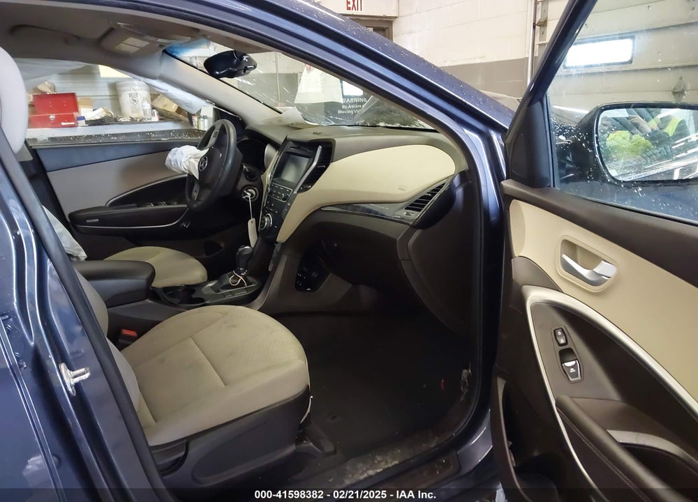 2017 HYUNDAI SANTA FE SPORT 2.4L VIN: 5NMZUDLB8HH033369