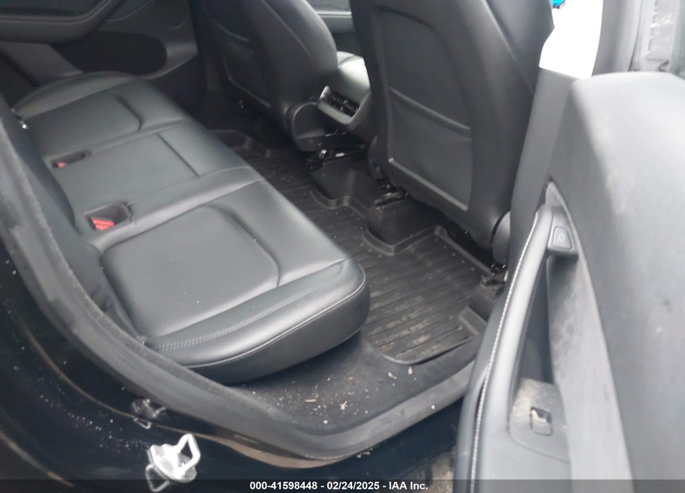 2023 TESLA MODEL Y VIN: 7SAYGDEE2PA104799