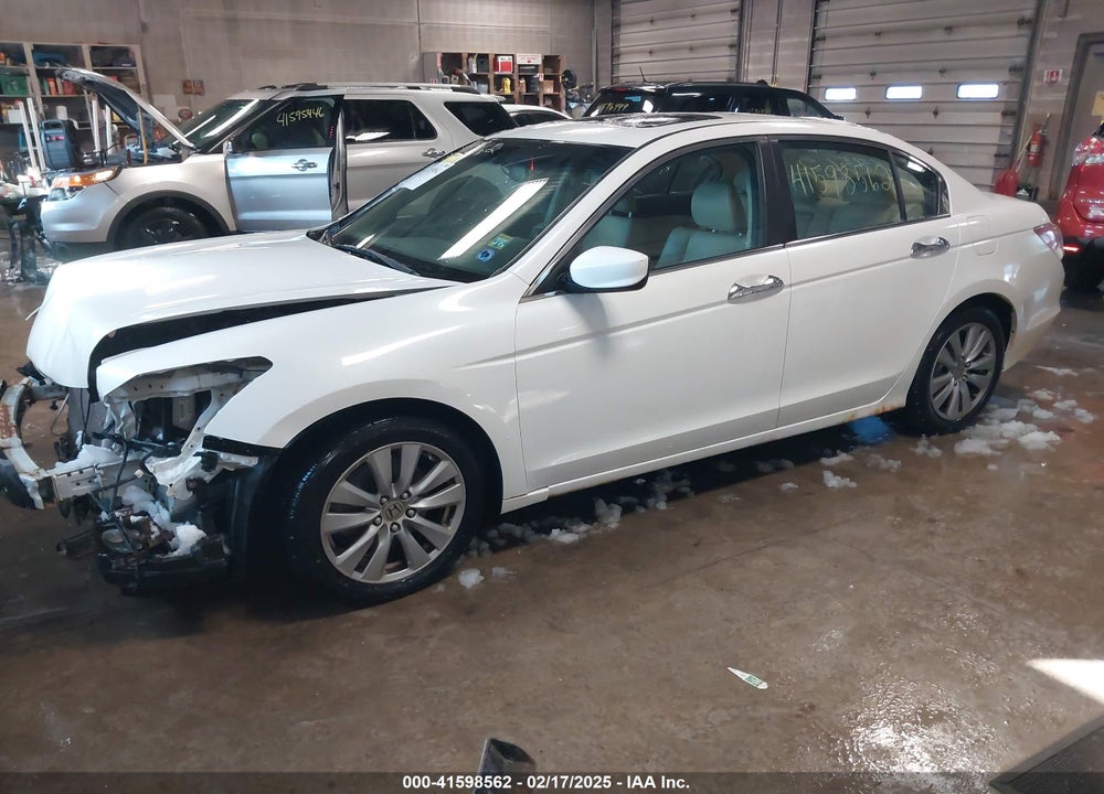 2012 HONDA ACCORD VIN: 1HGCP3F80CA029098