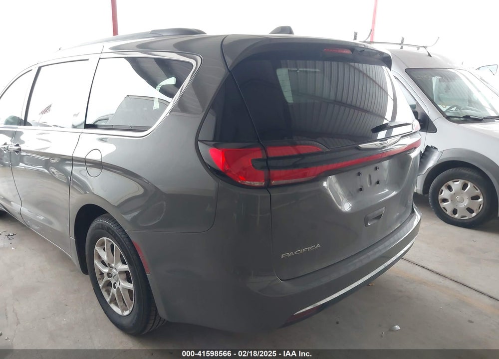 2022 CHRYSLER PACIFICA TOURING L VIN: 2C4RC1BG3NR188802