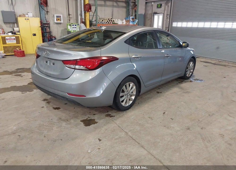 2014 HYUNDAI ELANTRA VIN: KMHDH4AE1EU164557