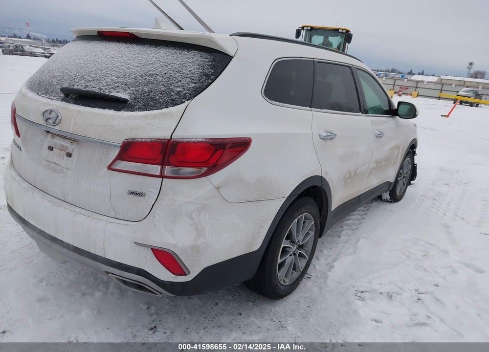2017 HYUNDAI SANTA FE SE VIN: KM8SMDHF1HU184958