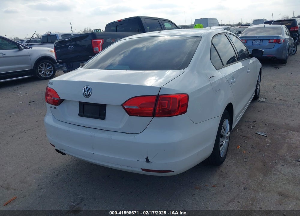 2012 VOLKSWAGEN JETTA 2.0L S VIN: 3VW2K7AJXCM466679