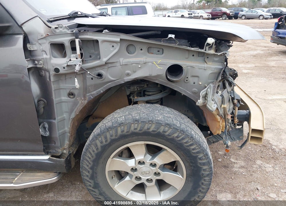 2013 TOYOTA 4RUNNER VIN: JTEBU5JR7D5137741