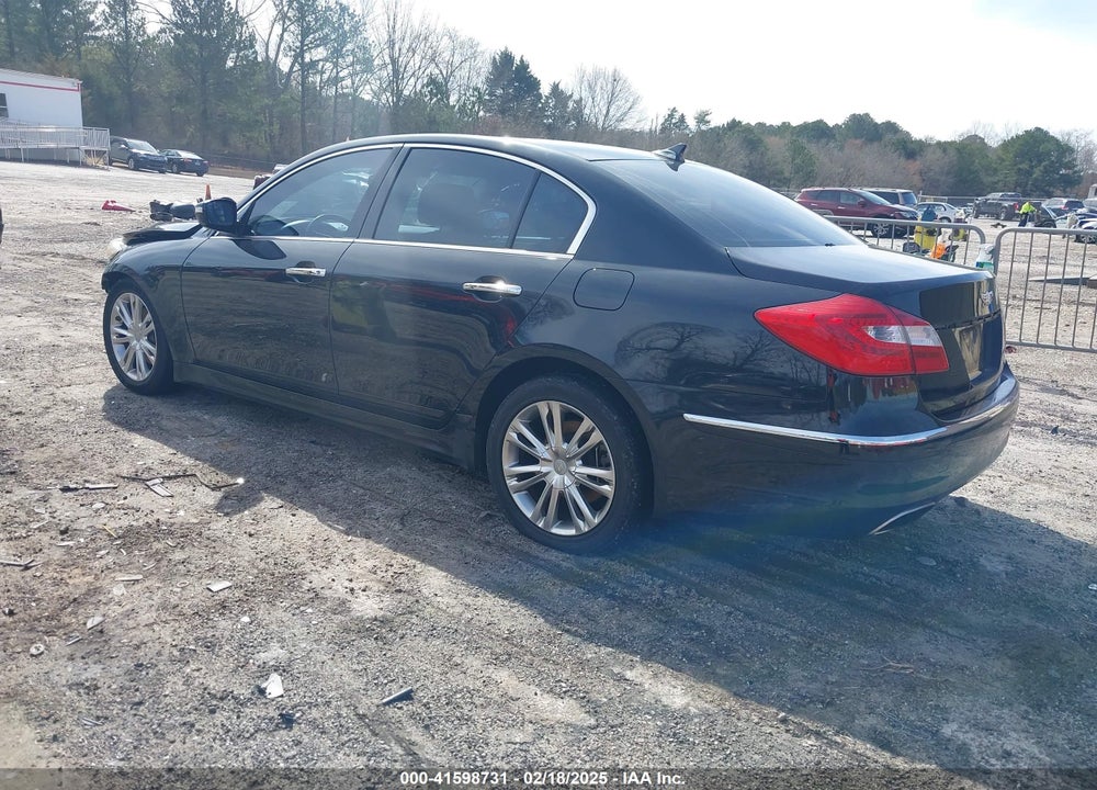 2014 HYUNDAI GENESIS VIN: KMHGC4DD5EU261744