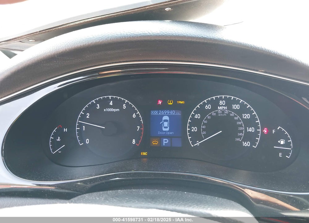 2014 HYUNDAI GENESIS VIN: KMHGC4DD5EU261744