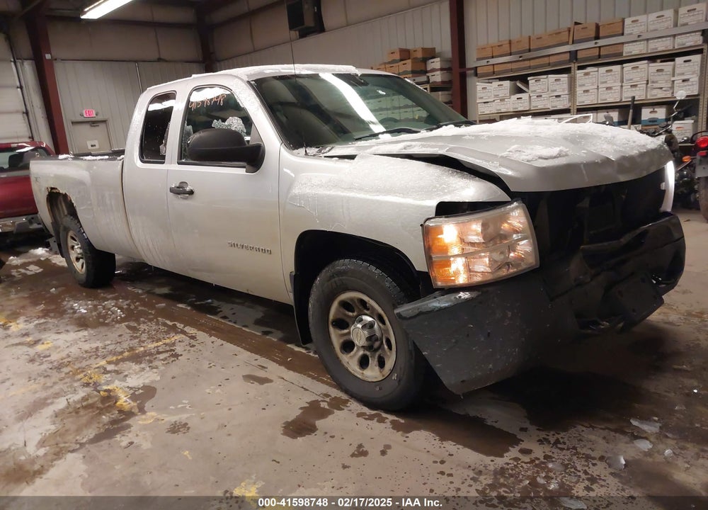 2011 CHEVROLET SILVERADO 1500 WORK TRUCK VIN: 1GCRKPE09BZ234204
