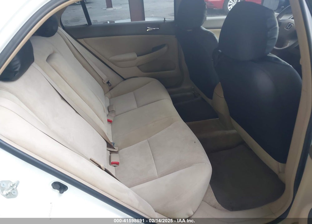 2004 HONDA ACCORD 2.4 LX VIN: 1HGCM56364A059832