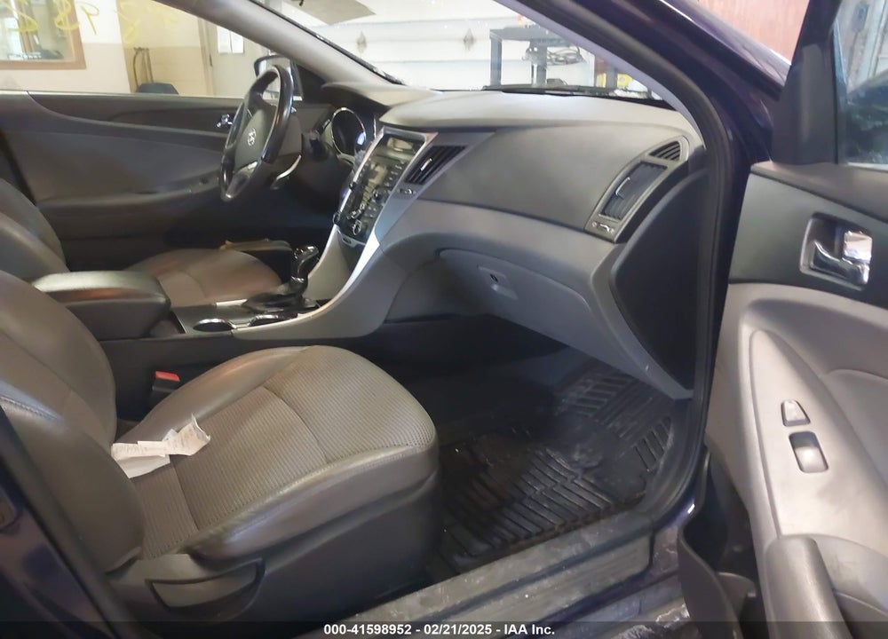 2012 HYUNDAI SONATA VIN: 5NPEC4AB0CH441252