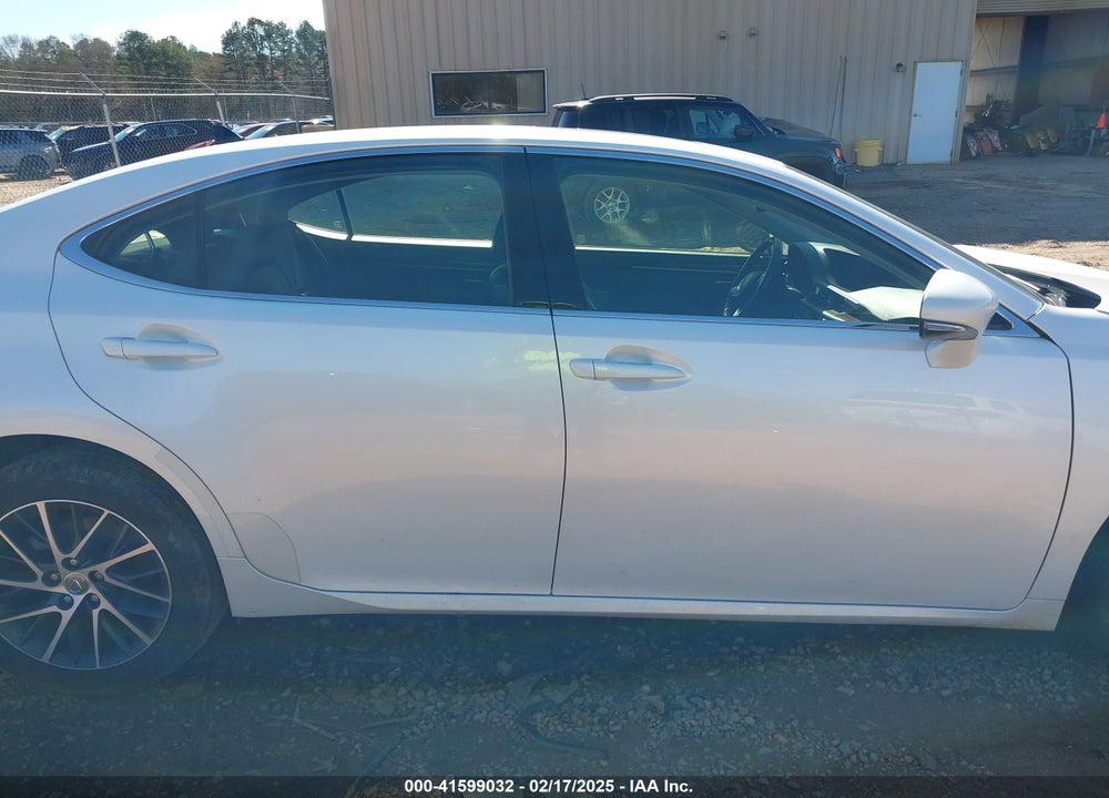 2016 LEXUS ES VIN: JTHBK1GGXG2222439