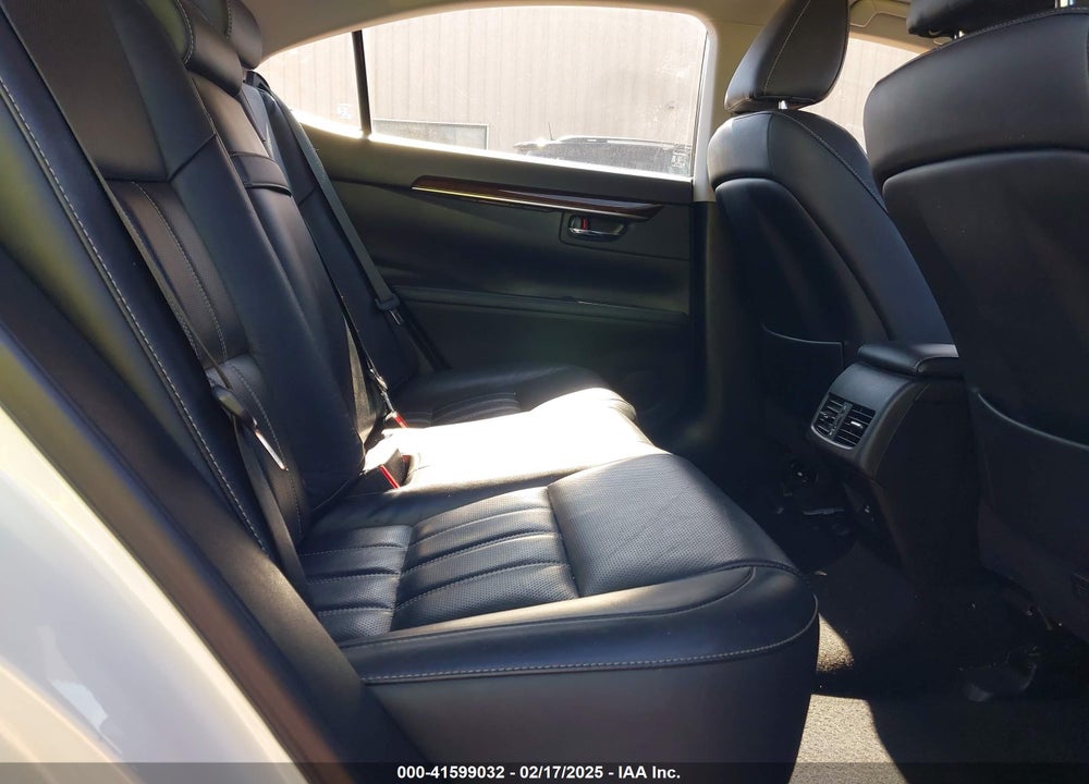 2016 LEXUS ES VIN: JTHBK1GGXG2222439