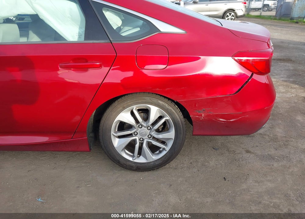 2018 HONDA ACCORD VIN: 1HGCV1F15JA015708