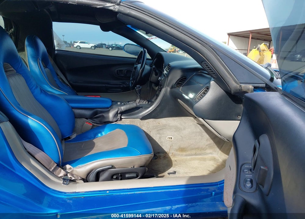 1998 CHEVROLET CORVETTE VIN: 1G1YY22G4W5119675