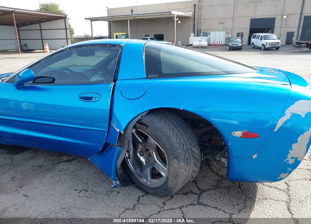 1998 CHEVROLET CORVETTE VIN: 1G1YY22G4W5119675