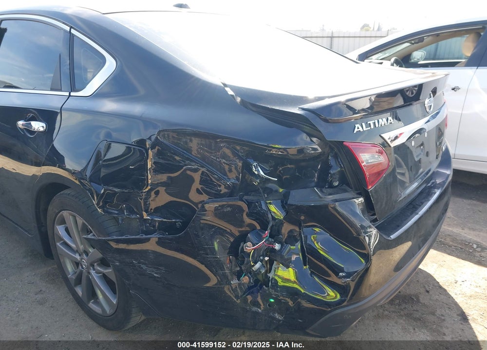 2018 NISSAN ALTIMA VIN: 1N4AL3APXJC219854