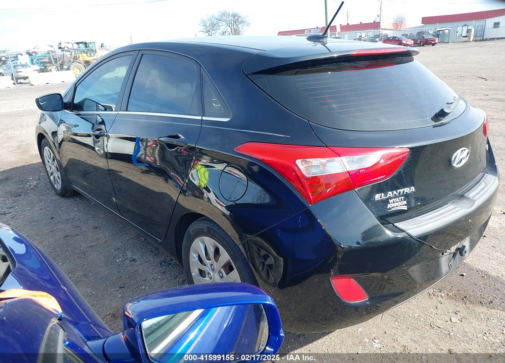 2016 HYUNDAI ELANTRA GT VIN: KMHD35LHXGU326197