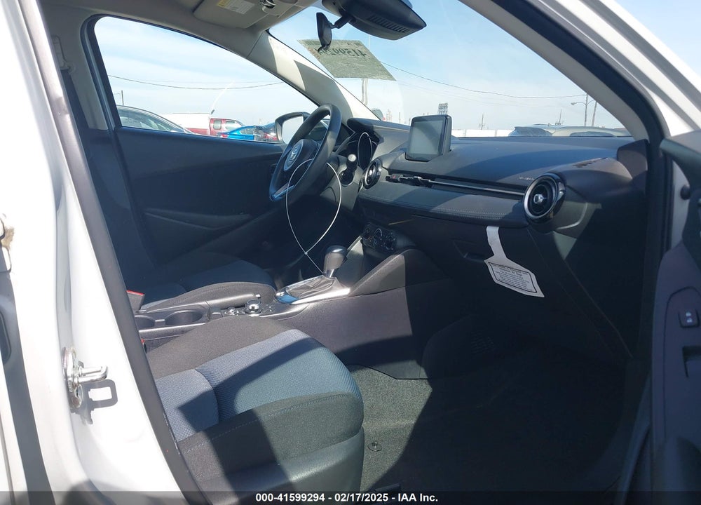 2019 TOYOTA YARIS VIN: 3MYDLBYV1KY503440