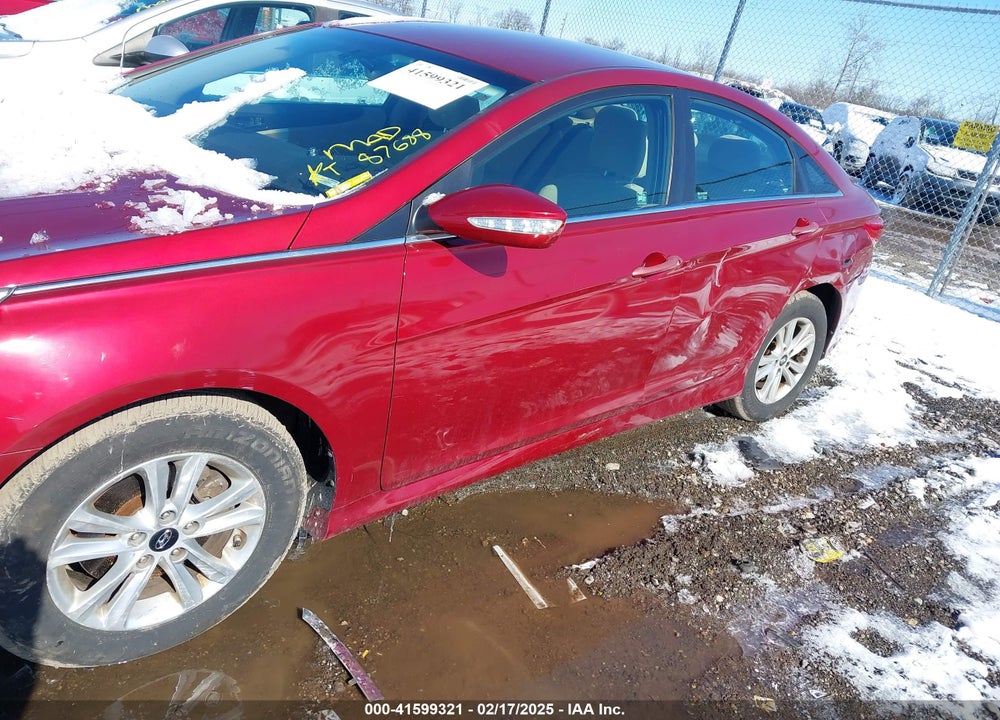 2014 HYUNDAI SONATA VIN: 5NPEB4AC0EH942835