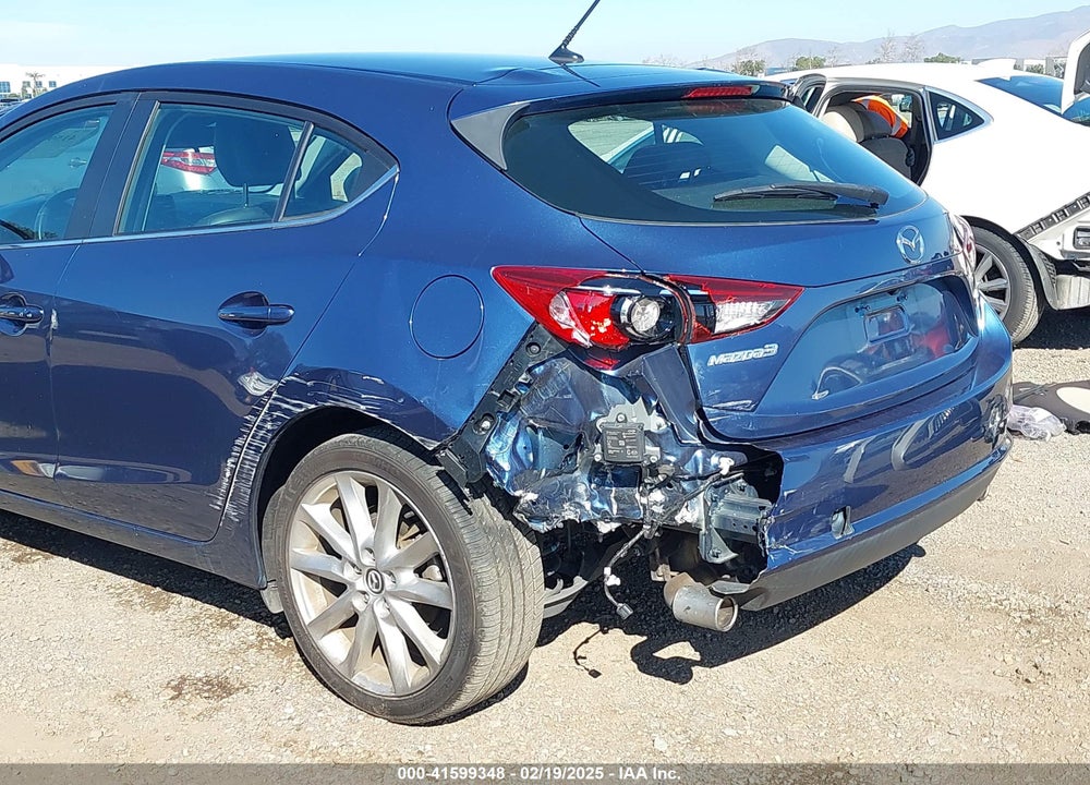 2017 MAZDA 3 TOURING 2.5 VIN: 3MZBN1L39HM135392