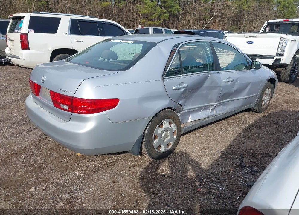 2005 HONDA ACCORD 2.4 LX VIN: 1HGCM56405L001102