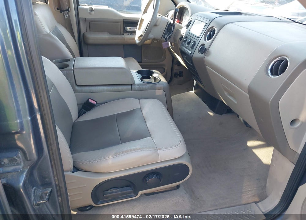 2004 FORD F-150 LARIAT/XLT VIN: 1FTPW12504KB16000