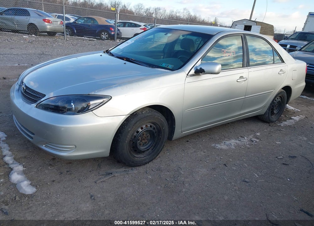 2002 TOYOTA CAMRY LE VIN: 4T1BE32K92U028980