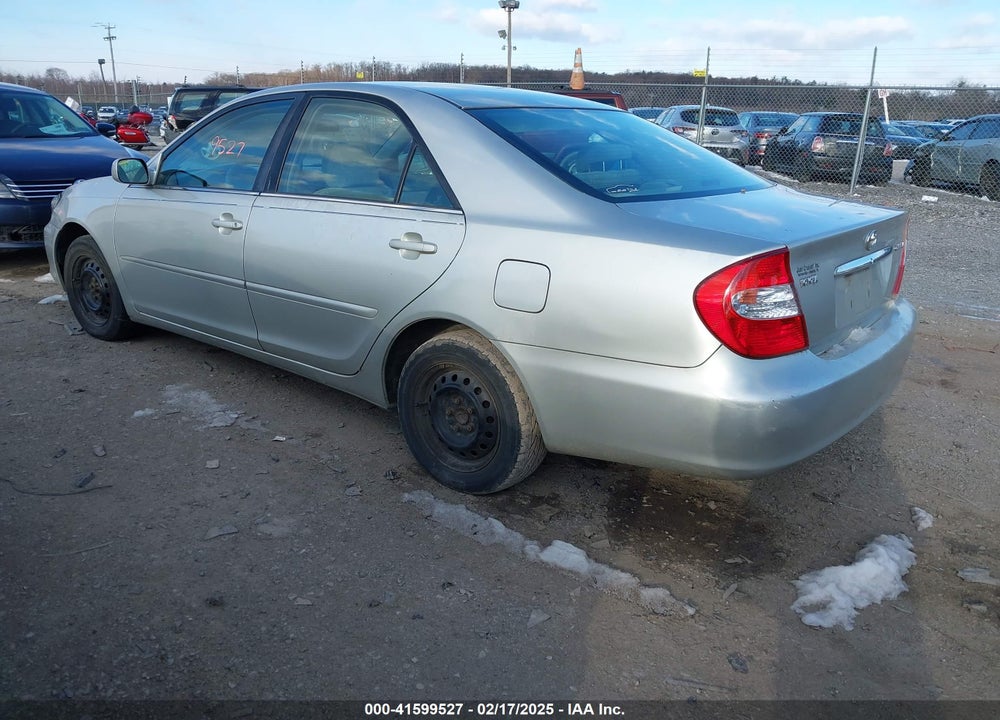 2002 TOYOTA CAMRY LE VIN: 4T1BE32K92U028980