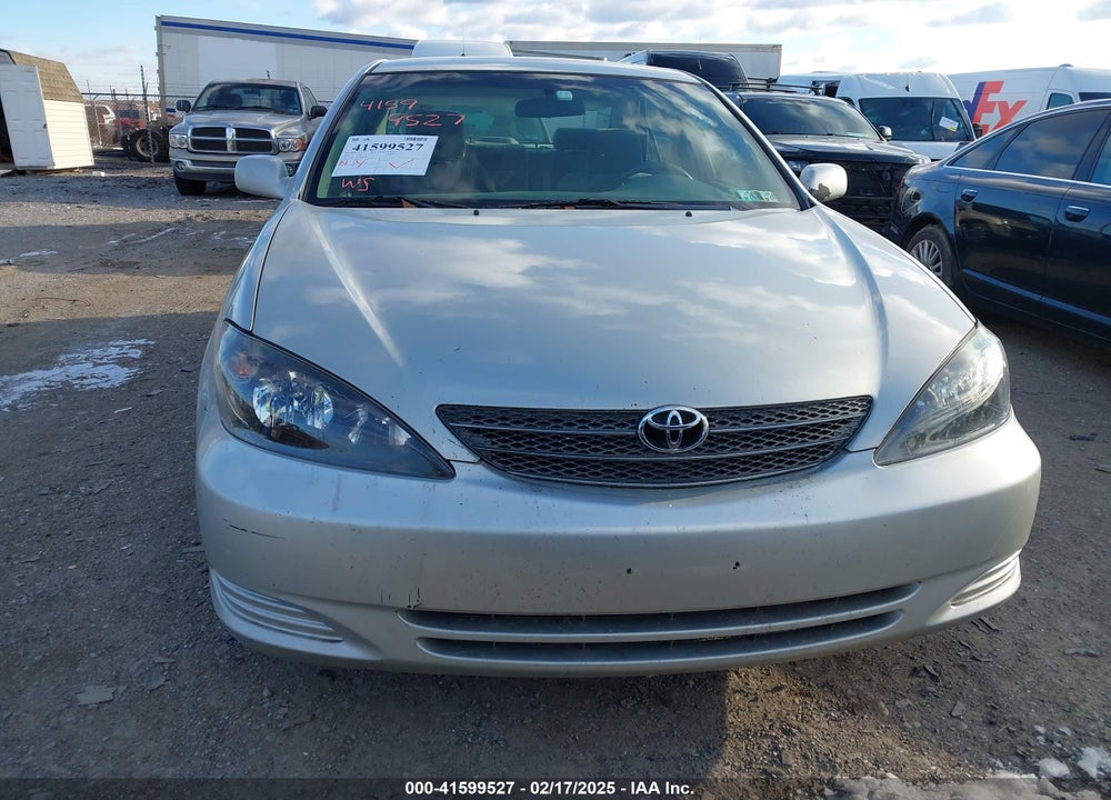 2002 TOYOTA CAMRY LE VIN: 4T1BE32K92U028980