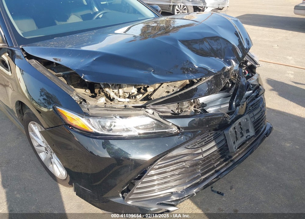 2018 TOYOTA CAMRY VIN: JTNB11HK4J3018093