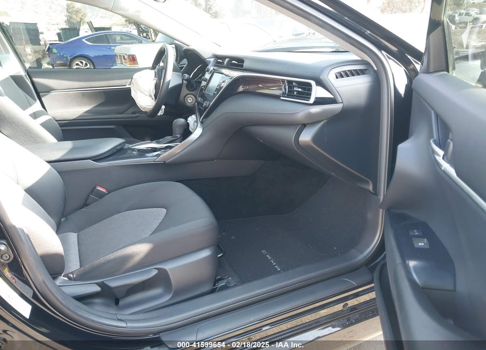 2018 TOYOTA CAMRY VIN: JTNB11HK4J3018093