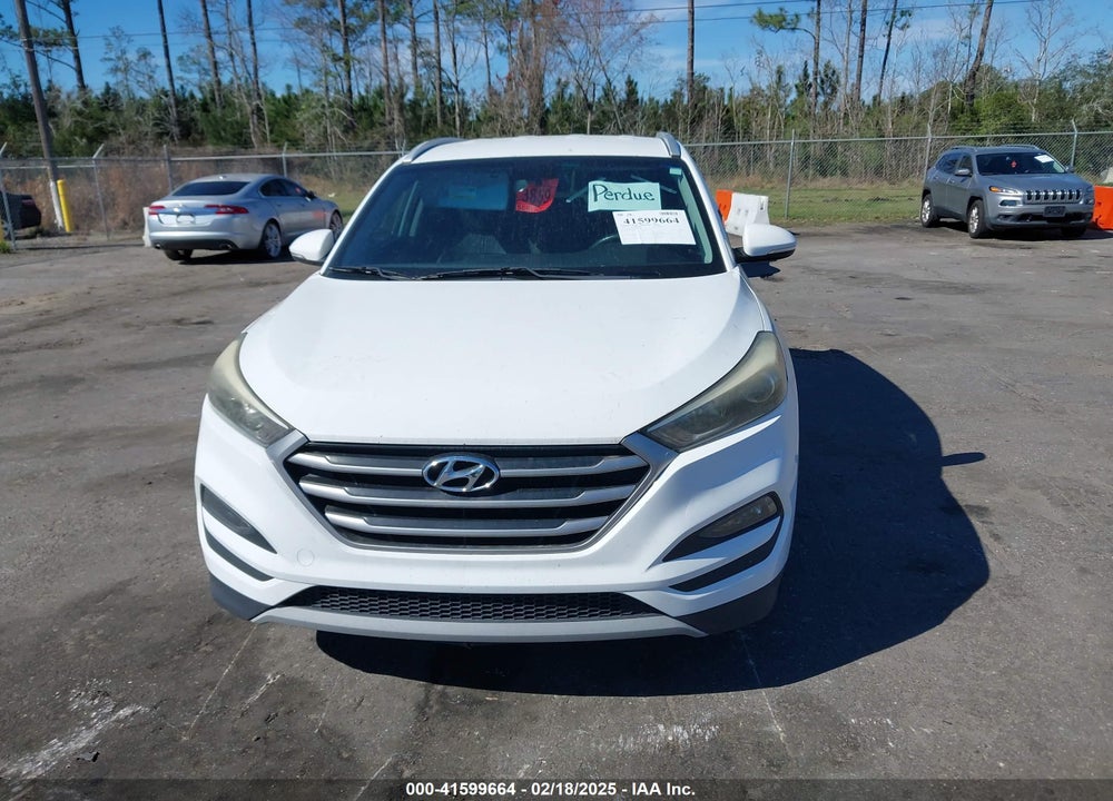 2017 HYUNDAI TUCSON SPORT VIN: KM8J33A2XHU290700