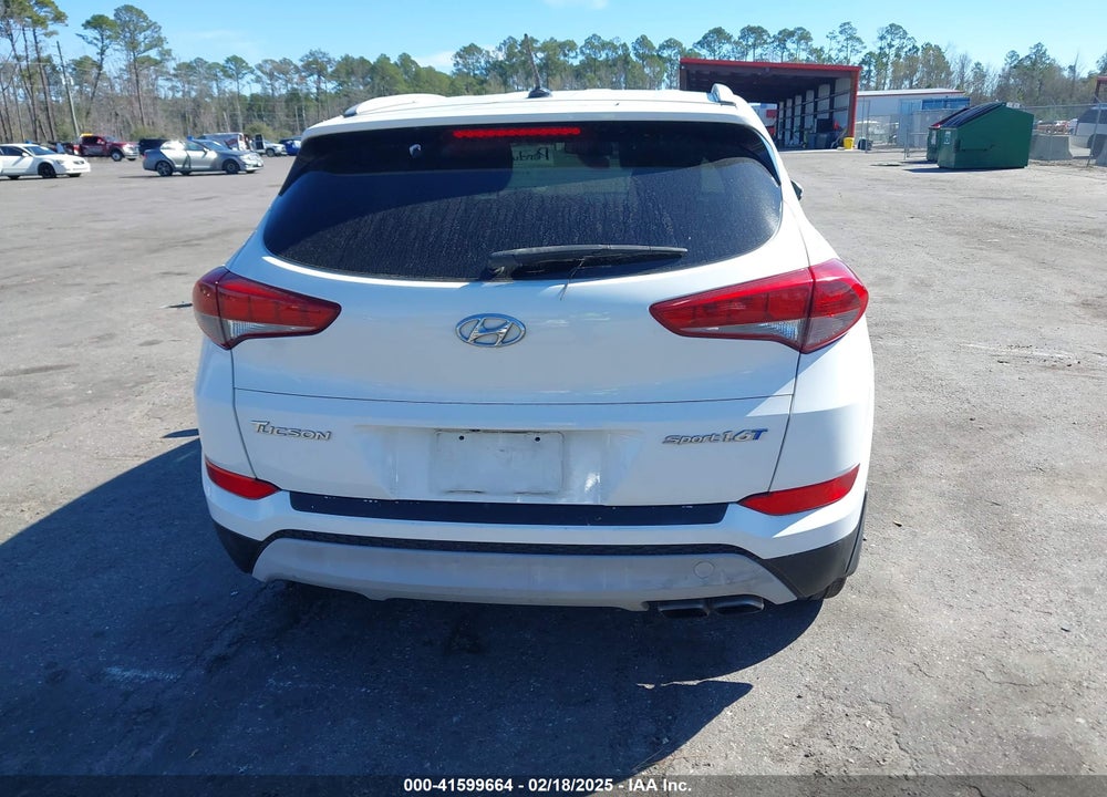 2017 HYUNDAI TUCSON SPORT VIN: KM8J33A2XHU290700