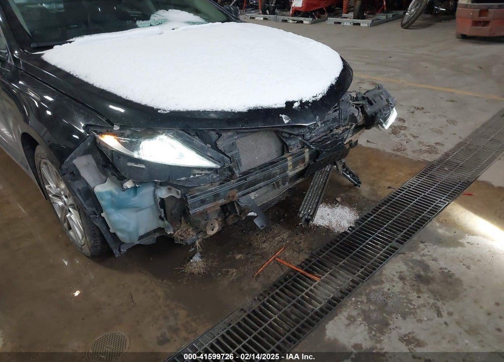 2015 LINCOLN MKZ HYBRID VIN: 3LN6L2LU9FR623245