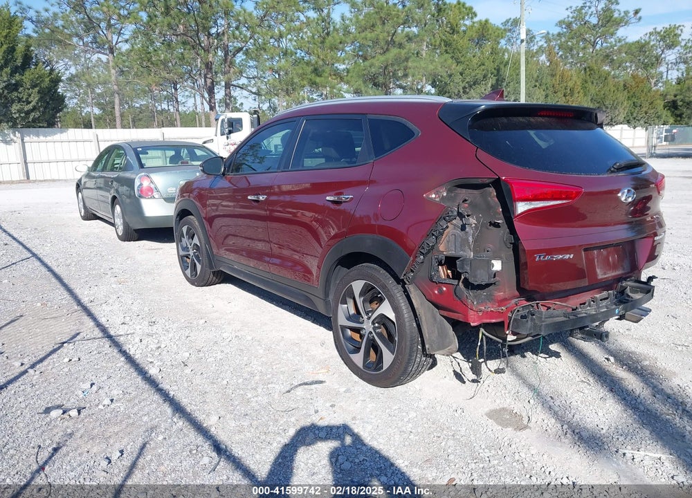 2016 HYUNDAI TUCSON LIMITED VIN: KM8J33A23GU112190