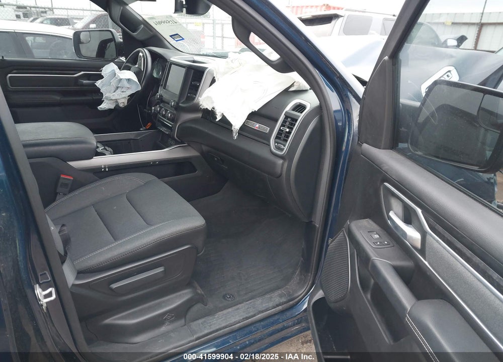 2022 RAM 1500 VIN: 1C6RREBT3NN425148