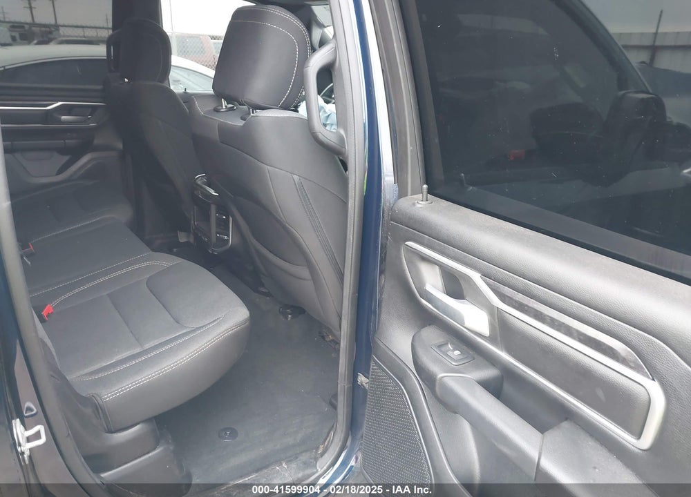 2022 RAM 1500 VIN: 1C6RREBT3NN425148