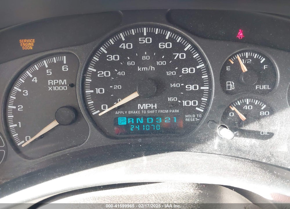 2001 GMC YUKON XL 1500 SLT VIN: 3GKFK16T21G277066