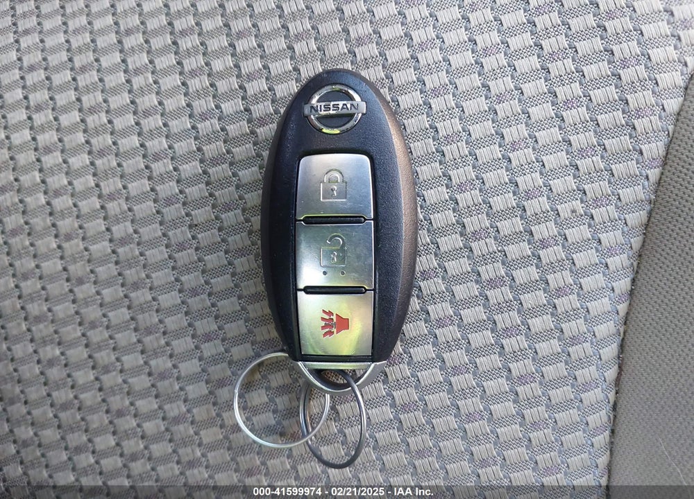 2008 NISSAN VERSA 1.8SL VIN: 3N1BC13E98L383015