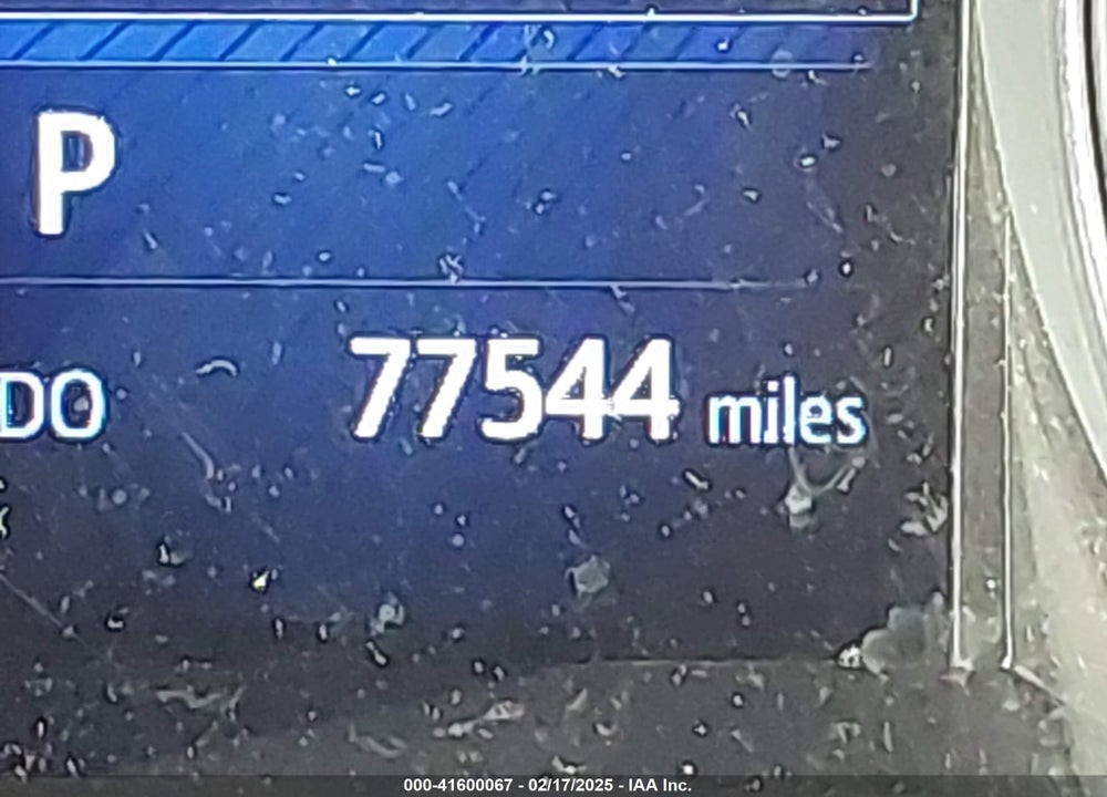 2018 TOYOTA C-HR XLE PREMIUM VIN: NMTKHMBX7JR055223