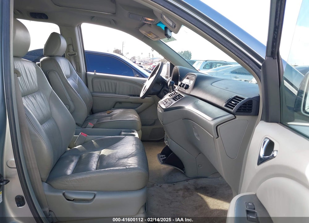 2005 HONDA ODYSSEY EX-L VIN: 5FNRL38645B132826