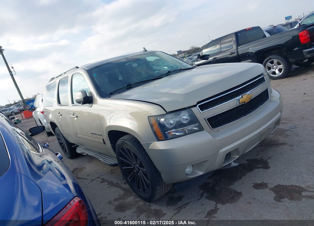 2008 CHEVROLET SUBURBAN 1500 LT VIN: 3GNFC16078G113201