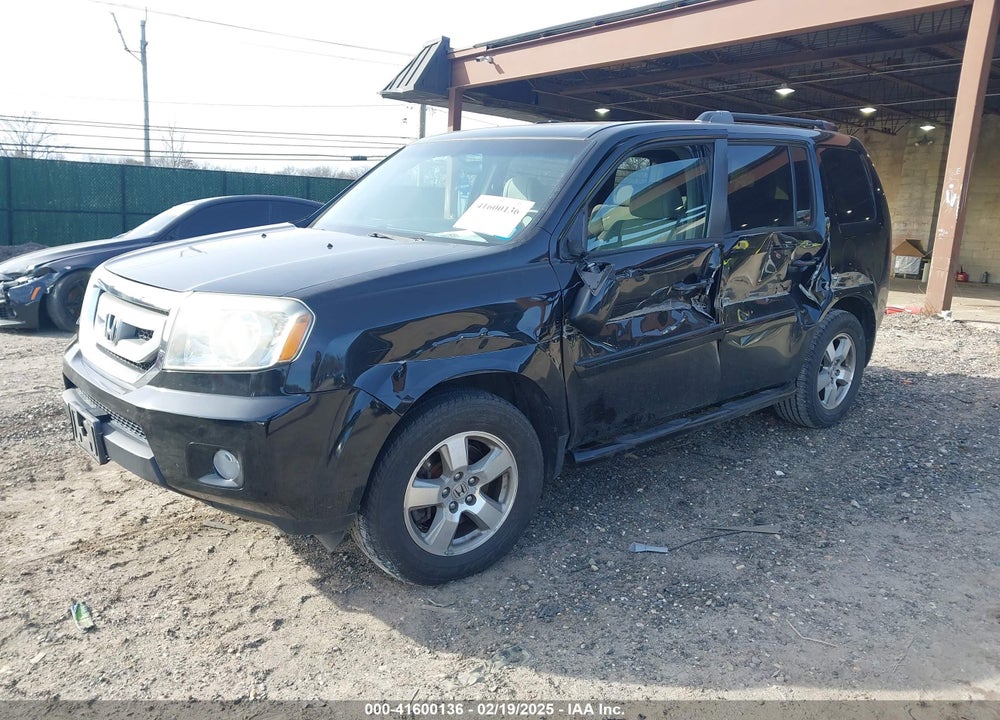 2011 HONDA PILOT EX VIN: 5FNYF4H47BB091286