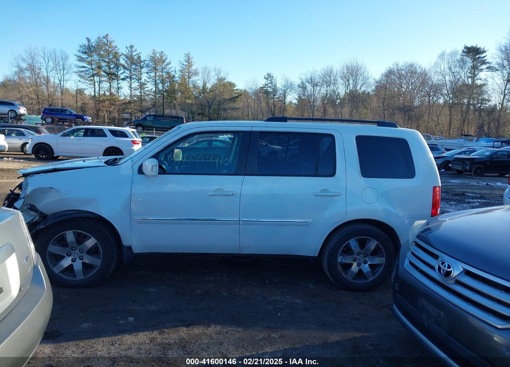 2012 HONDA PILOT TOURING VIN: 5FNYF4H99CB076172