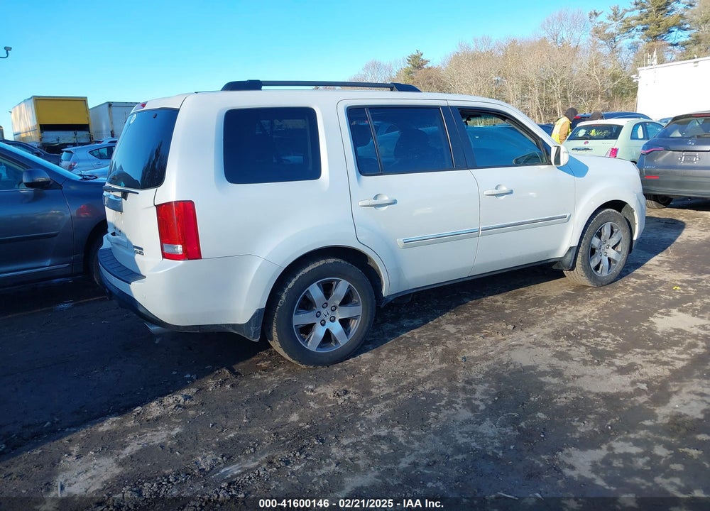 2012 HONDA PILOT TOURING VIN: 5FNYF4H99CB076172