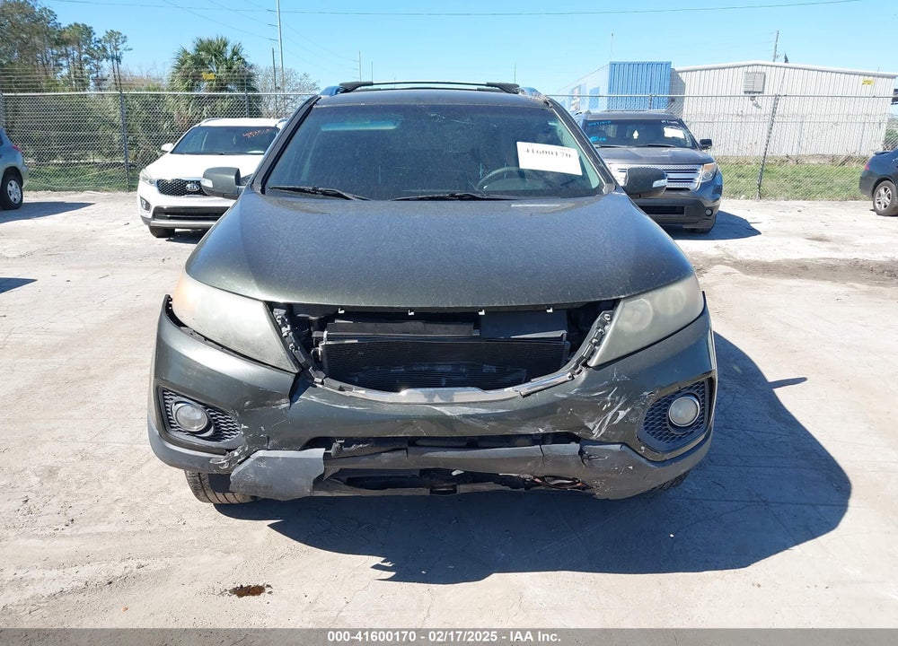 2011 KIA SORENTO EX VIN: 5XYKU3A11BG096031