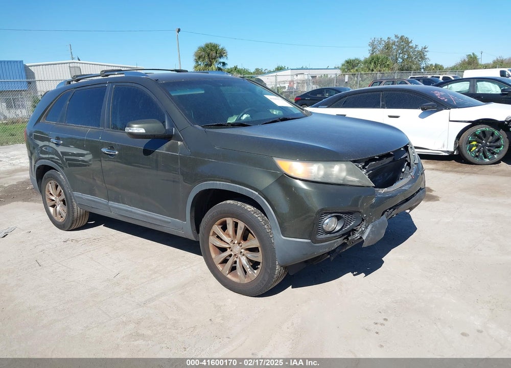 2011 KIA SORENTO EX VIN: 5XYKU3A11BG096031