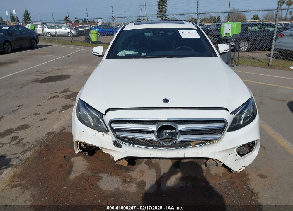 2019 MERCEDES-BENZ E 300 VIN: WDDZF4JB8KA597205
