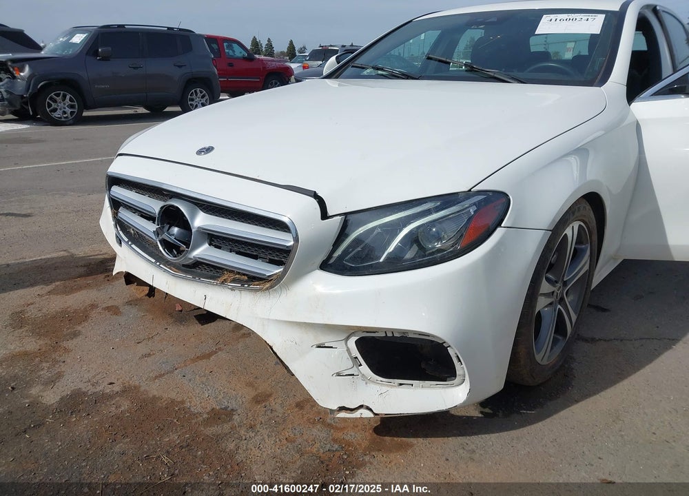 2019 MERCEDES-BENZ E 300 VIN: WDDZF4JB8KA597205