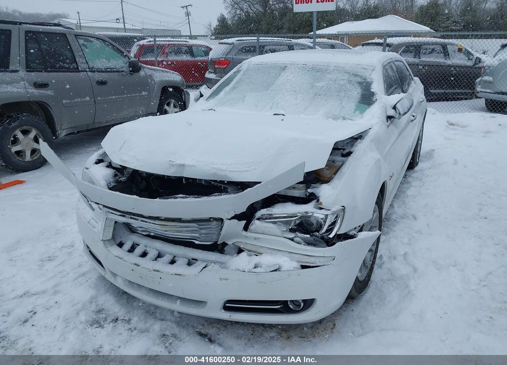 2013 CHRYSLER 300C VIN: 2C3CCAET0DH507337